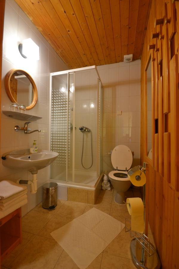 Hotel Studenec Рожмберк-над-Влтавоу Екстер'єр фото